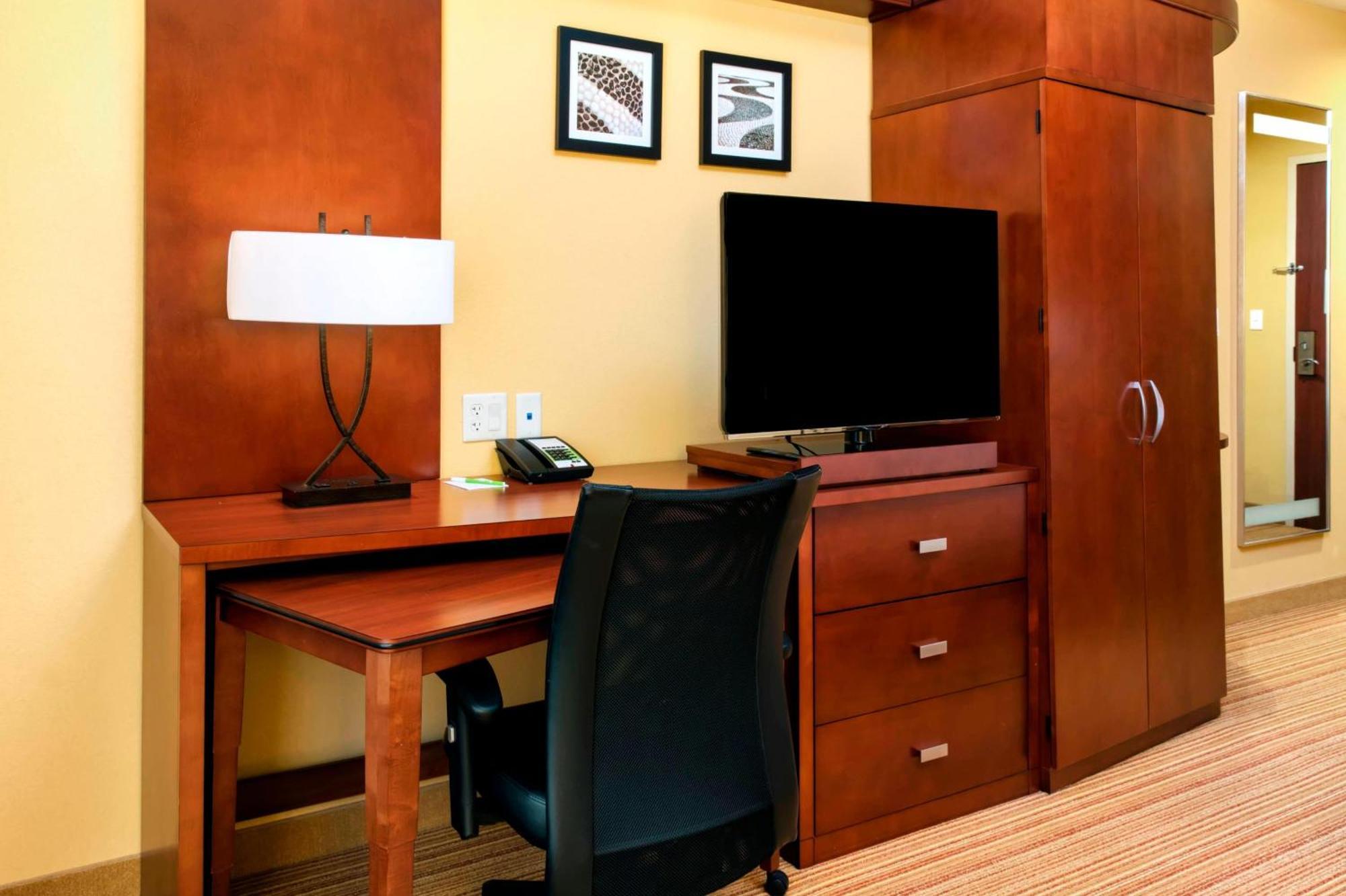 Courtyard By Marriott Miami Homestead Exterior photo