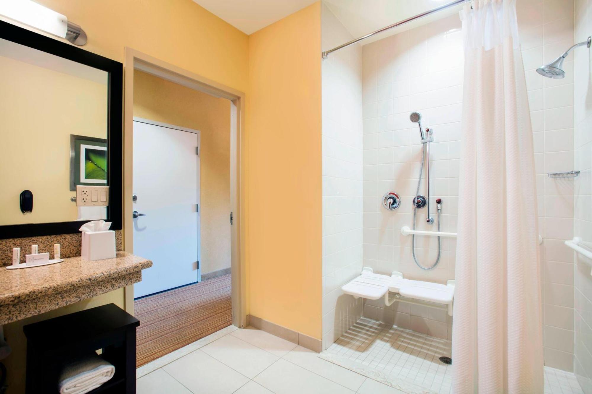 Courtyard By Marriott Miami Homestead Exterior photo